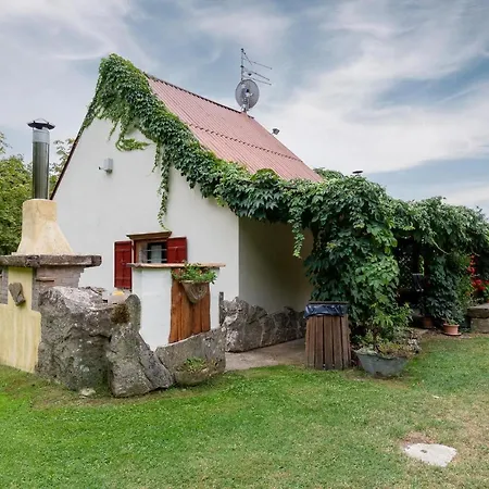 Fontanile Lamoli Di Borgo Pace